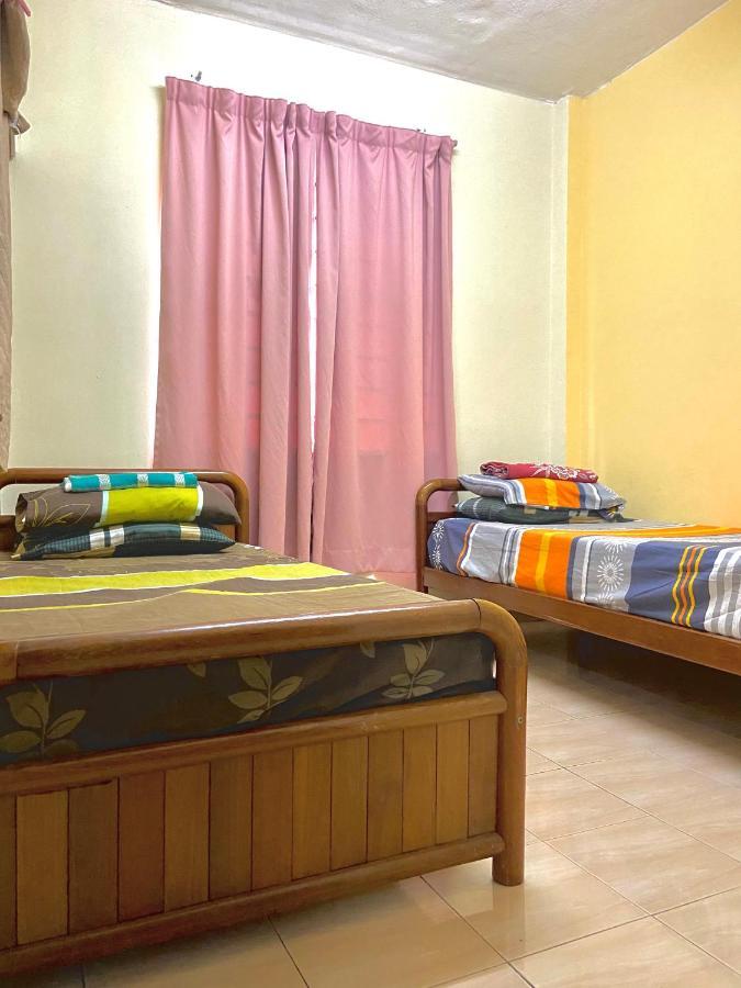 Smilez Homestay H102 & A306 At Pd Perdana Kondo Resort Port Dickson Buitenkant foto